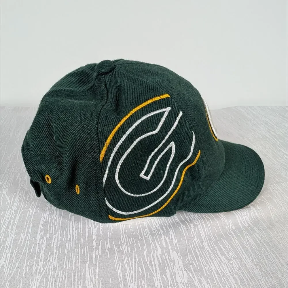 NFL Merchandise Green Bay Packers Baseball Hat Vintage Hook and Latch Hat